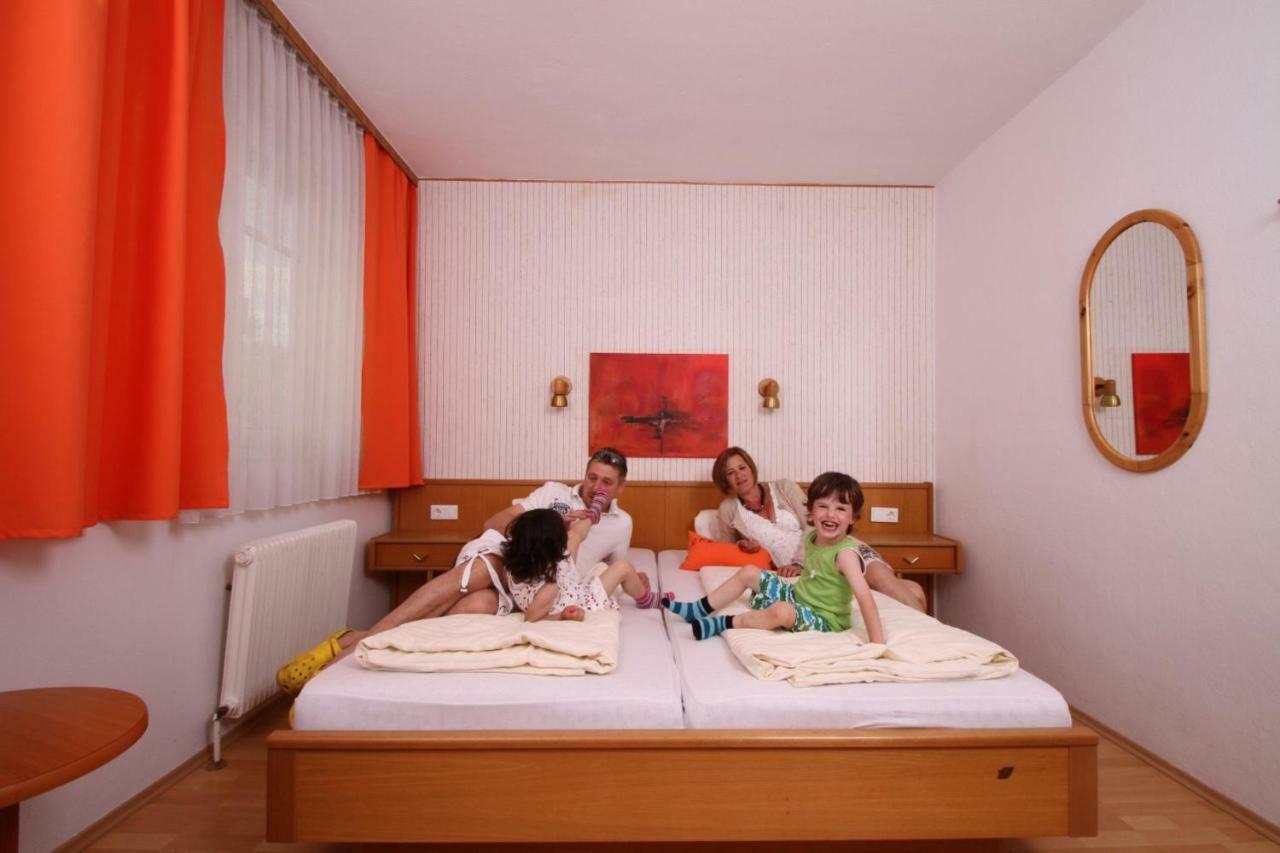 Pension Strohmer Rust Buitenkant foto